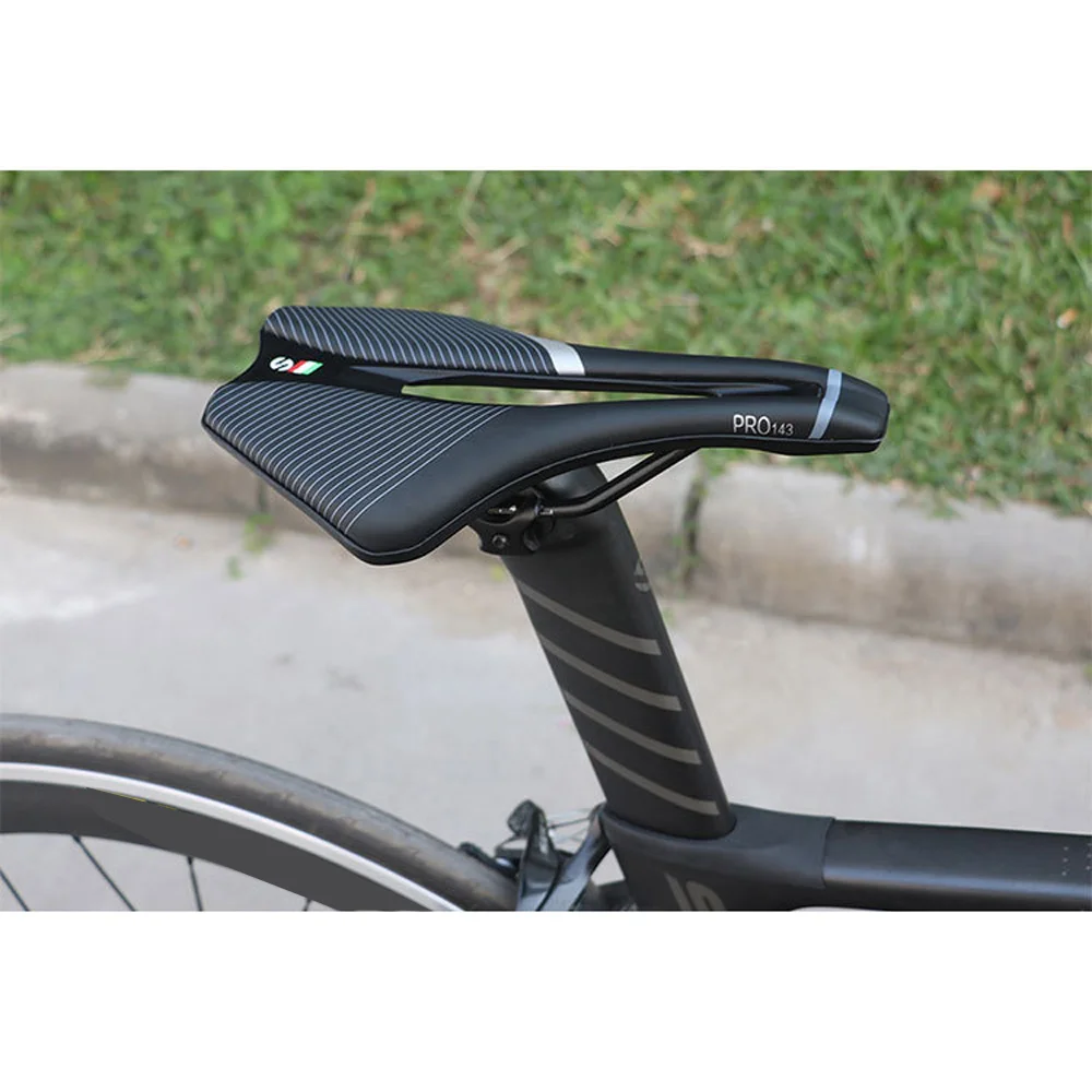 MTB Road Bike Saddle Bicycle Thickened Bicycle Seat Saddle Wide Comfortable Mountain Trip Cycling Pad Seat Cushion TT Seat