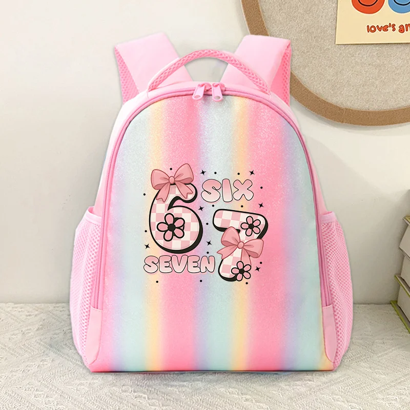 

Милый мультфильм 67 Six Seven, новинка 2026 года, рюкзак с персонажем аниме Kawaii, модный уличный рюкзак для мальчиков и девочек, студентов, вечерние, подарок для школы