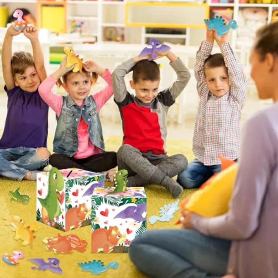 صندوق عيد الحب مقاس 7.8 × 7.8 بوصة مع 36 قطعة من بطاقات الديناصورات مثالية لصندوق بريد عيد الحب في المدارس والفصول الدراسية #5