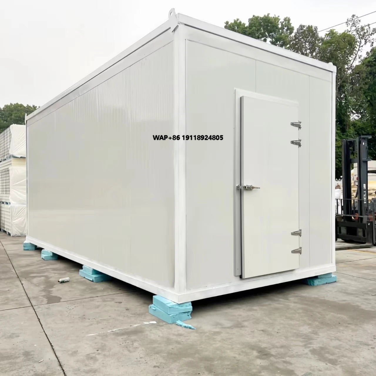 Long Distance Cold Chain Transportation Equipment Seafood and Vegetable Preservation Universal Customized Refrigerated Freezer