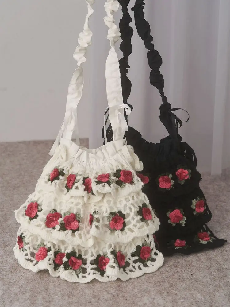 

Autumn And Winter Woven Hollow Cotton Fabric Flower Shaped Design Bucket Shaped Single Shoulder Crossbody Bag For Women Trendy