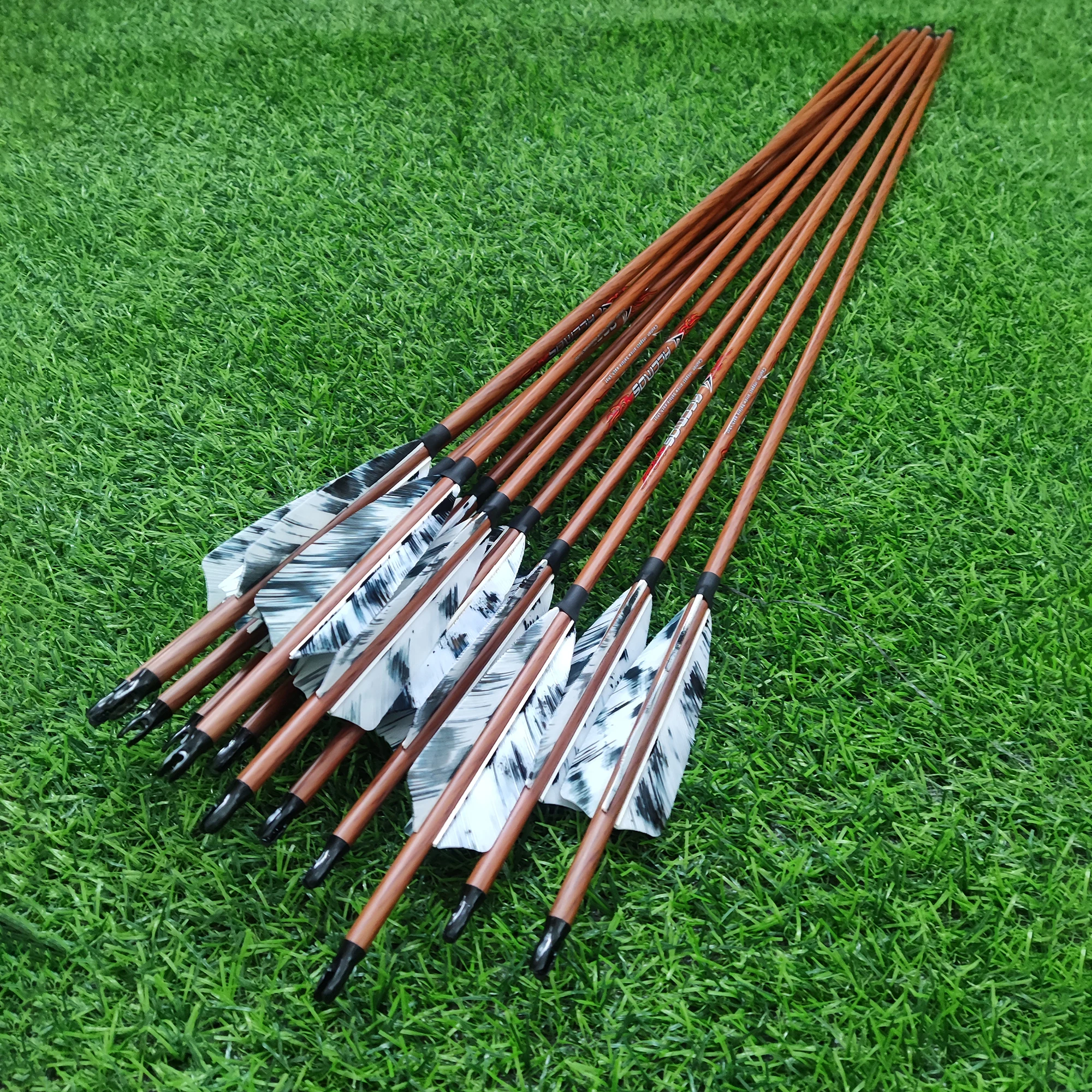 6/12pc 32 Inch Wood Skin Carbon Arrows Spine 350 400 450 500 600 700 With 4\