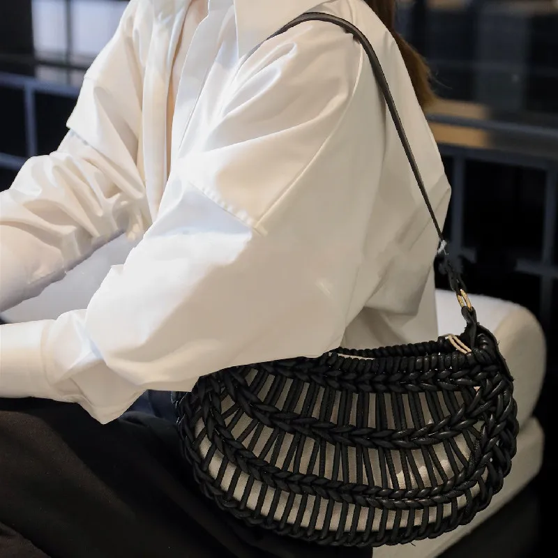 

Fashion Casua Tote Bags Solid Color Hand-Woven pu leather Bag Patchwork Women Shoulder Bags Summer Beach Handbags Purses