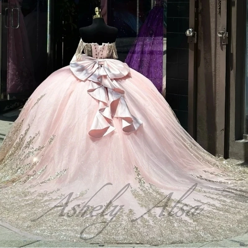 Luxury Blush Pink Ball Gown Prom Dancing Desses Off Shoulder Illusion Bow Sweep Train 16th Girl Quinceanera Sweet 15 Party Dress