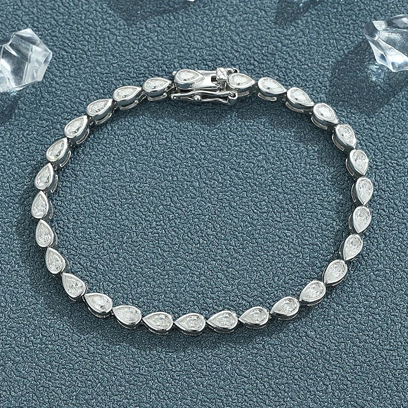 

Luxury Solid Platinum PT950 Women's Drop Diamond Pear-Shaped Moissanite Bracelet