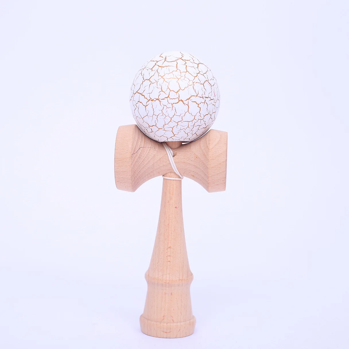 اليابانية الأبيض فرقعة خدعة الكرة الخشب Kendama لعبة كرة لياقة بدنية قطار التنسيق بين العين واليد متعة اصطياد لعبة الكرة لعبة هدية