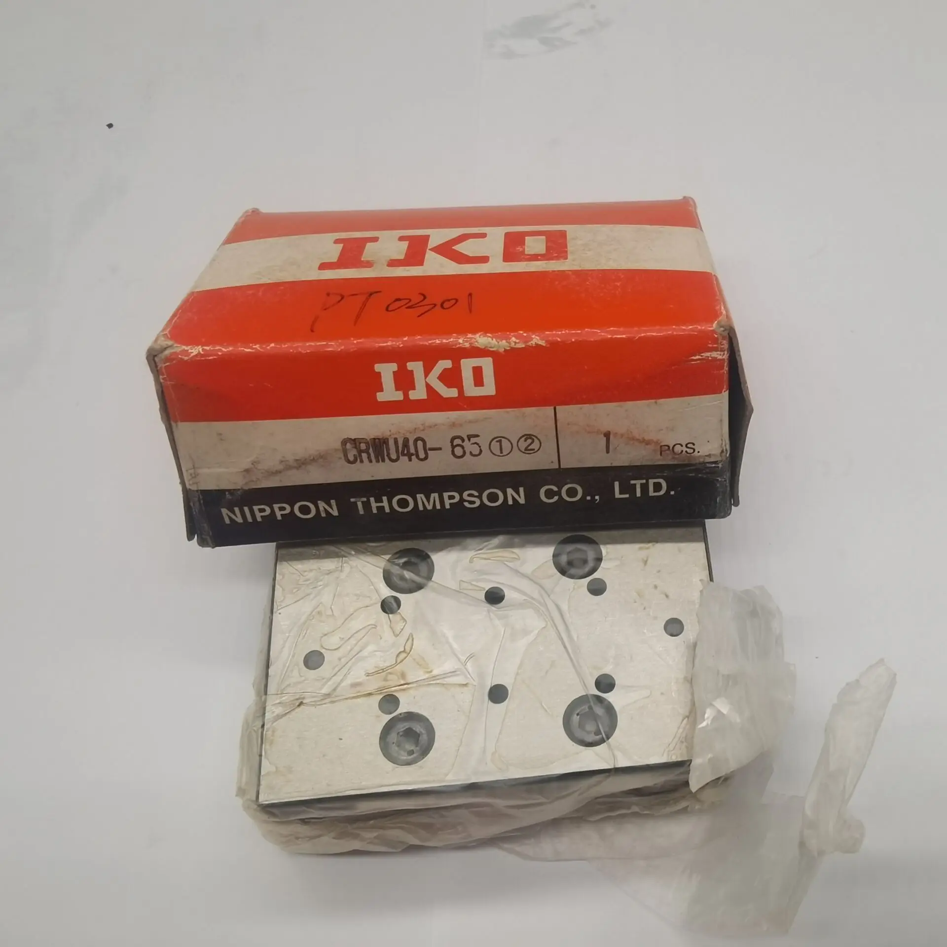 JAPAN IKO Crossed Roller Way Unit CRWU30-55 CRWU30-55R CRWU 30-55 CRWU 30-55R Linear Bearing Sliding Table
