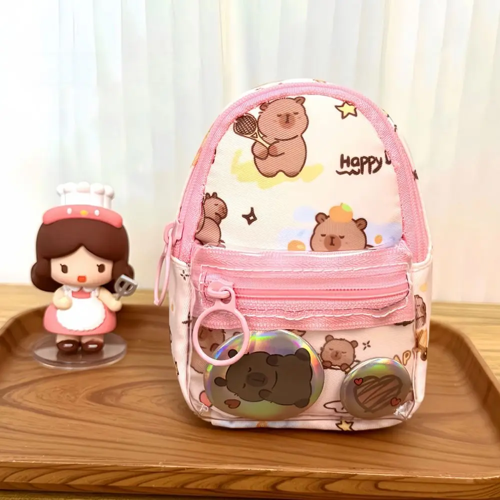 

Schoolbag Design Capybara Pouch Keychain Cartoon Dust-proof Backpack Hanging Pendant Portable with Hook Anime Badge Display Bag