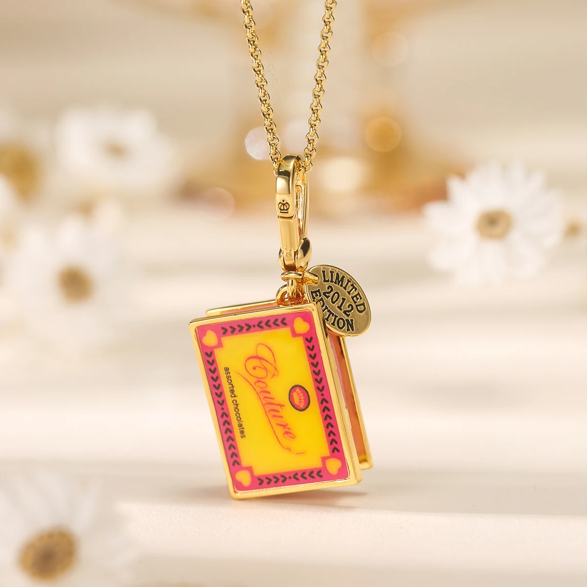 Fashion Luxury Enamel Printed Letters Openable Chocolate Square Box Pendant Necklace for Women Sweet Elegant Party Jewelry Gift