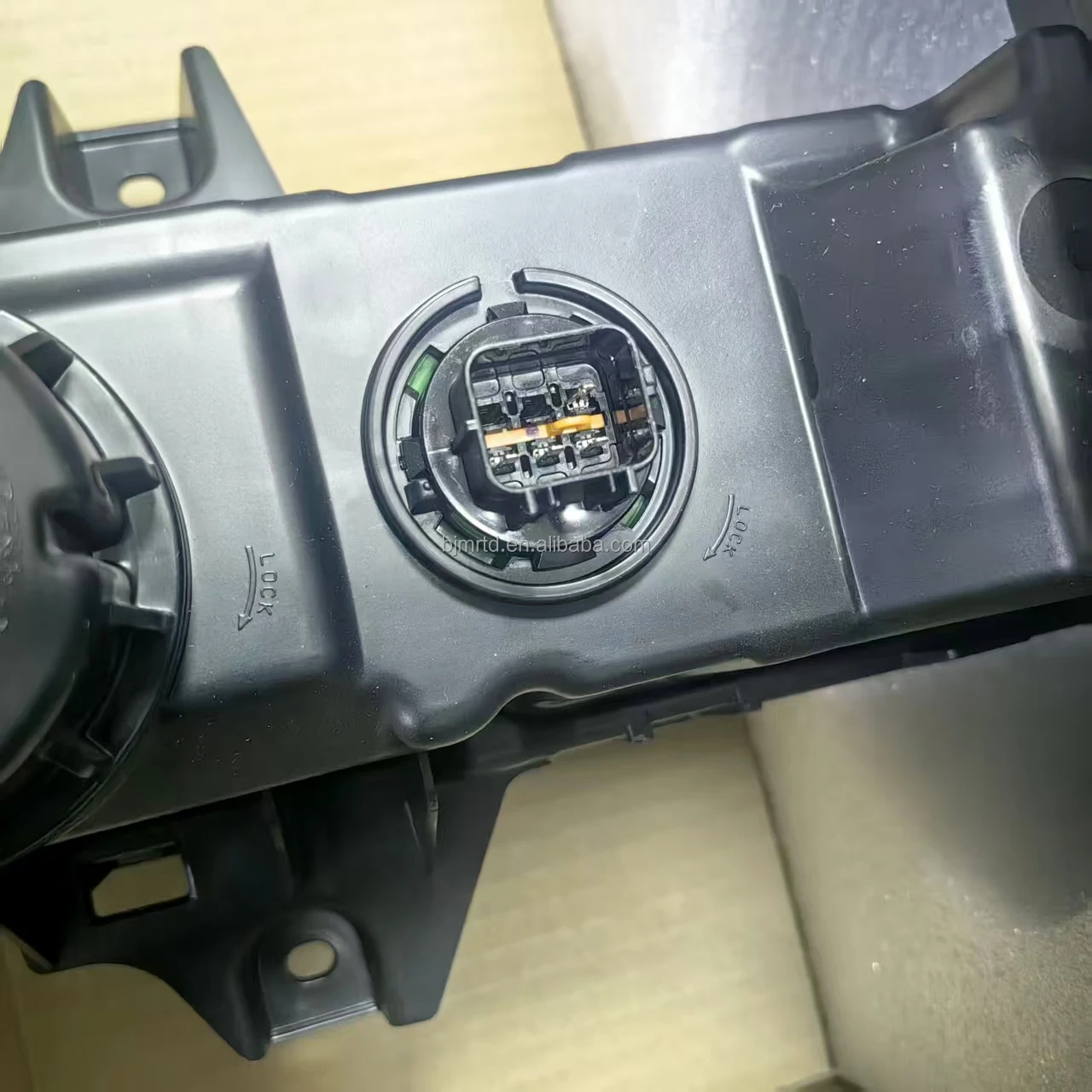 Cross-border packaging best-selling strip light 92209R6100    92209R6000   is suitable for Santa Fe 24-26