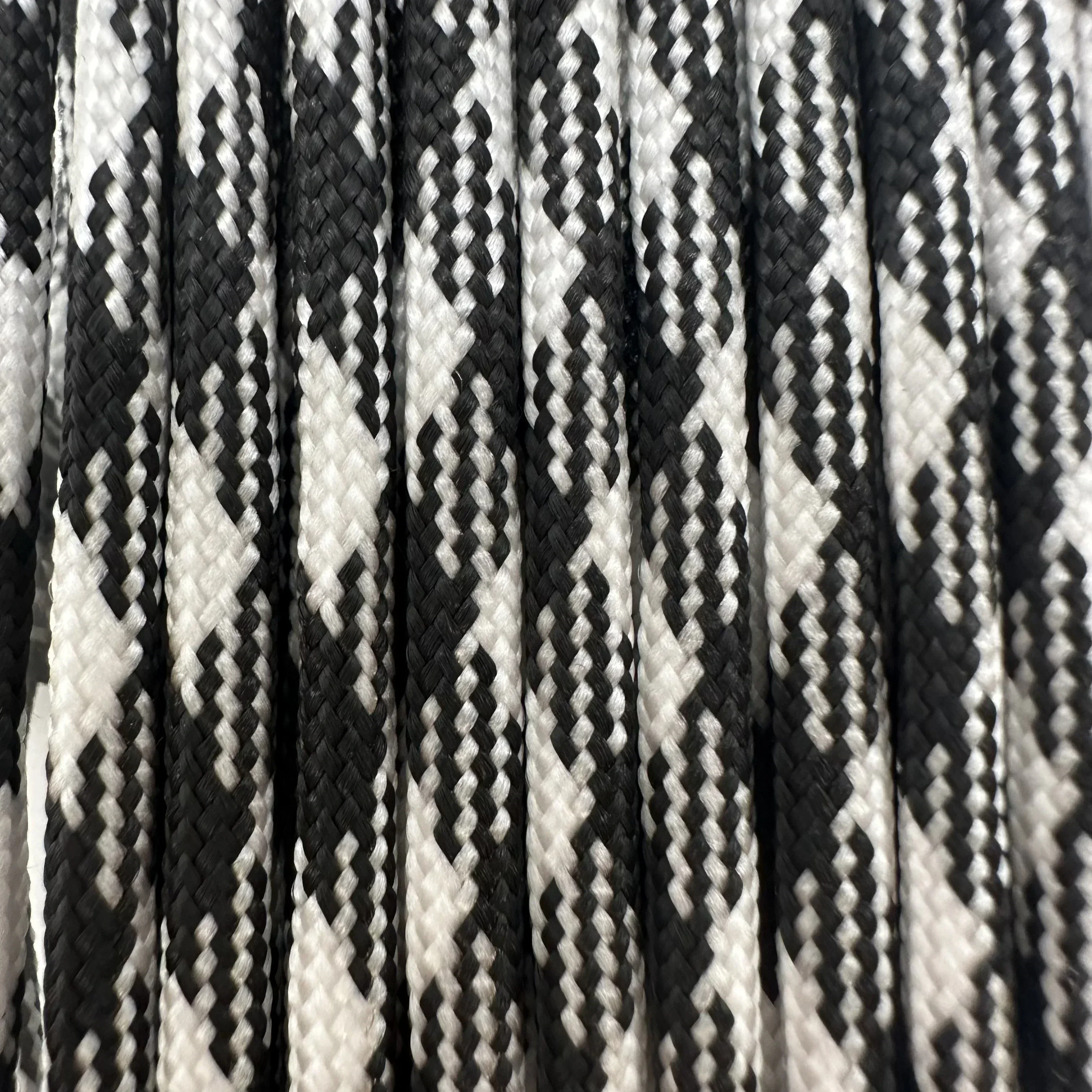 550 Paracord Outdoor Camping 5 15 30 M Dia.4mm For  Survival Lanyard Parachute Rope Hiking Tent Accessories 7 Cores Cord 4 Size