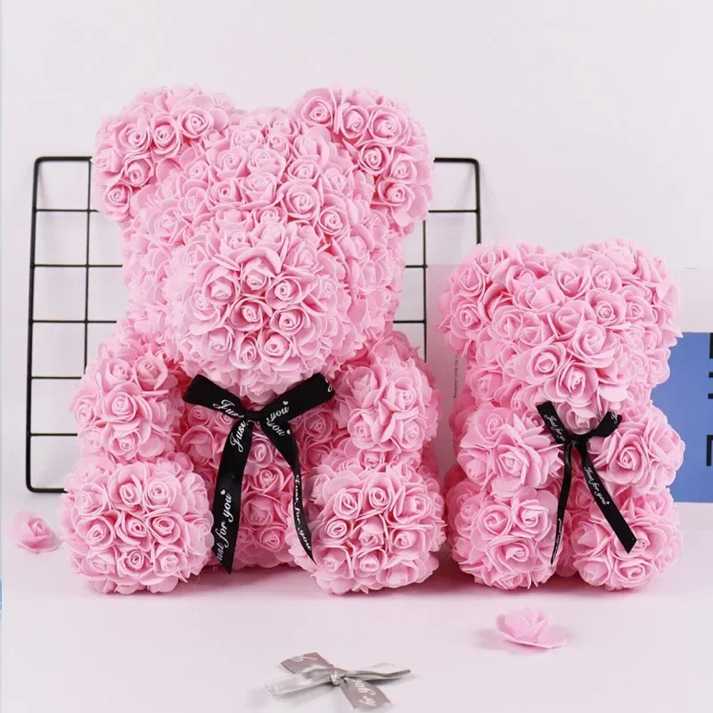 Orso rosa da 18 cm 2025 Regalo di San Valentino Fiore di simulazione Schiuma PE Orso rosa Ragazze Buon compleanno Decorazioni per feste Forniture per matrimoni