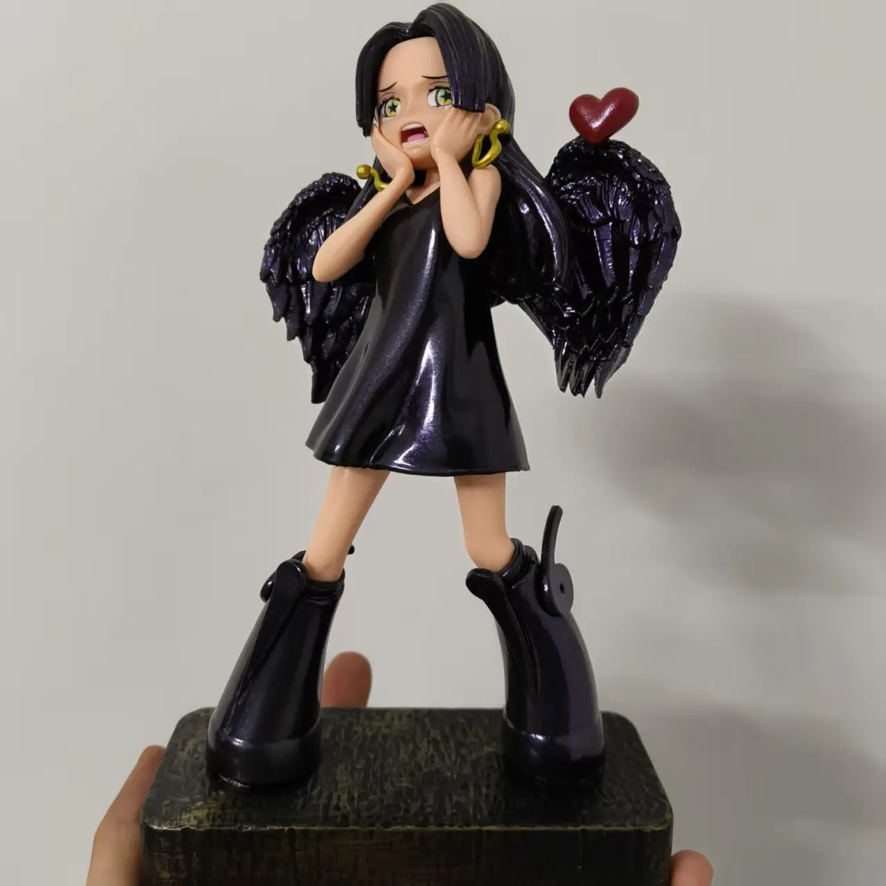 Anime One Piece Figura Boa Hancock Sexy Seraphim Nero Hancock Statua 23 cm PVC statua Collezione Modello Giocattoli Per I Regali Dei Bambini