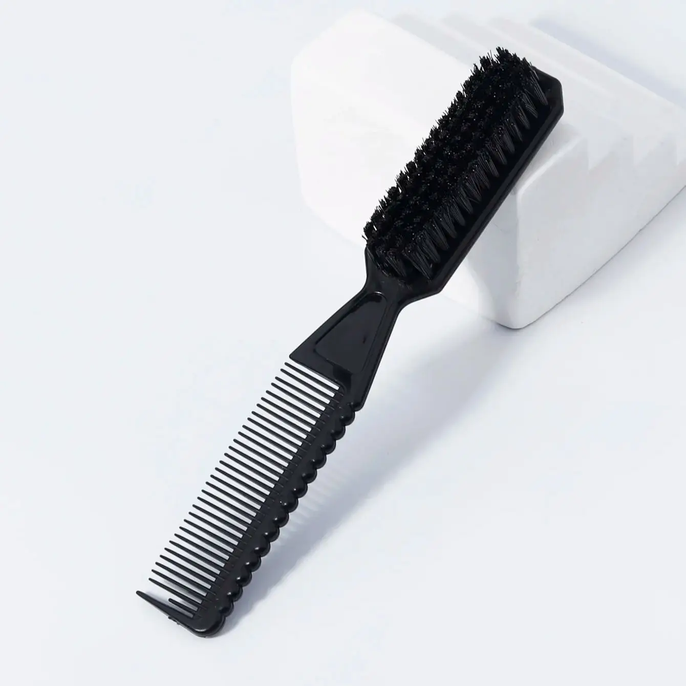 Multi functional beard cleaning brush, nylon mane, suitable for home hairdressing and hair salons,special for real hair wigs view 3