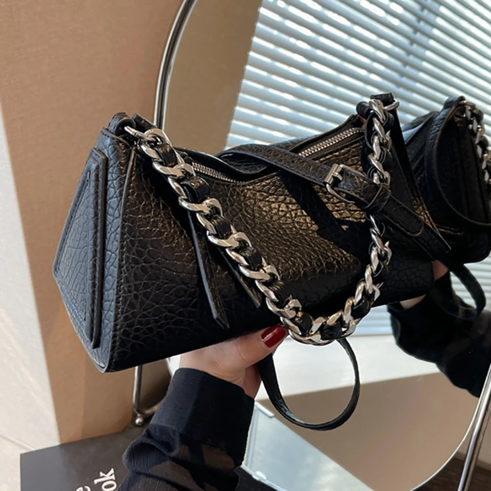 Delicate Texture Chain Messenger Bag for Women Fashion High Grade Solid Color One Shoulder Bags Commute Temperament Armpit Pack