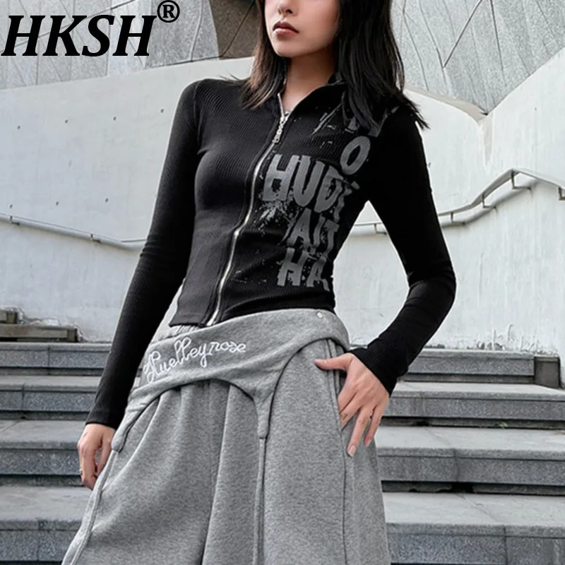

HKSH 2026 Spring Autumn New Women Knitted Coat Stand Collar Zipper Letter Printed Slim Fit Casual Hip Hop Trend Knitwear HK18779