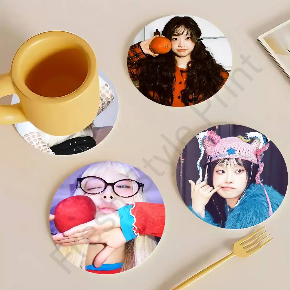 

Singer C-Chuu XO My Cyberlove wooden anti-slip coasters suitable for home office and theme party decoration