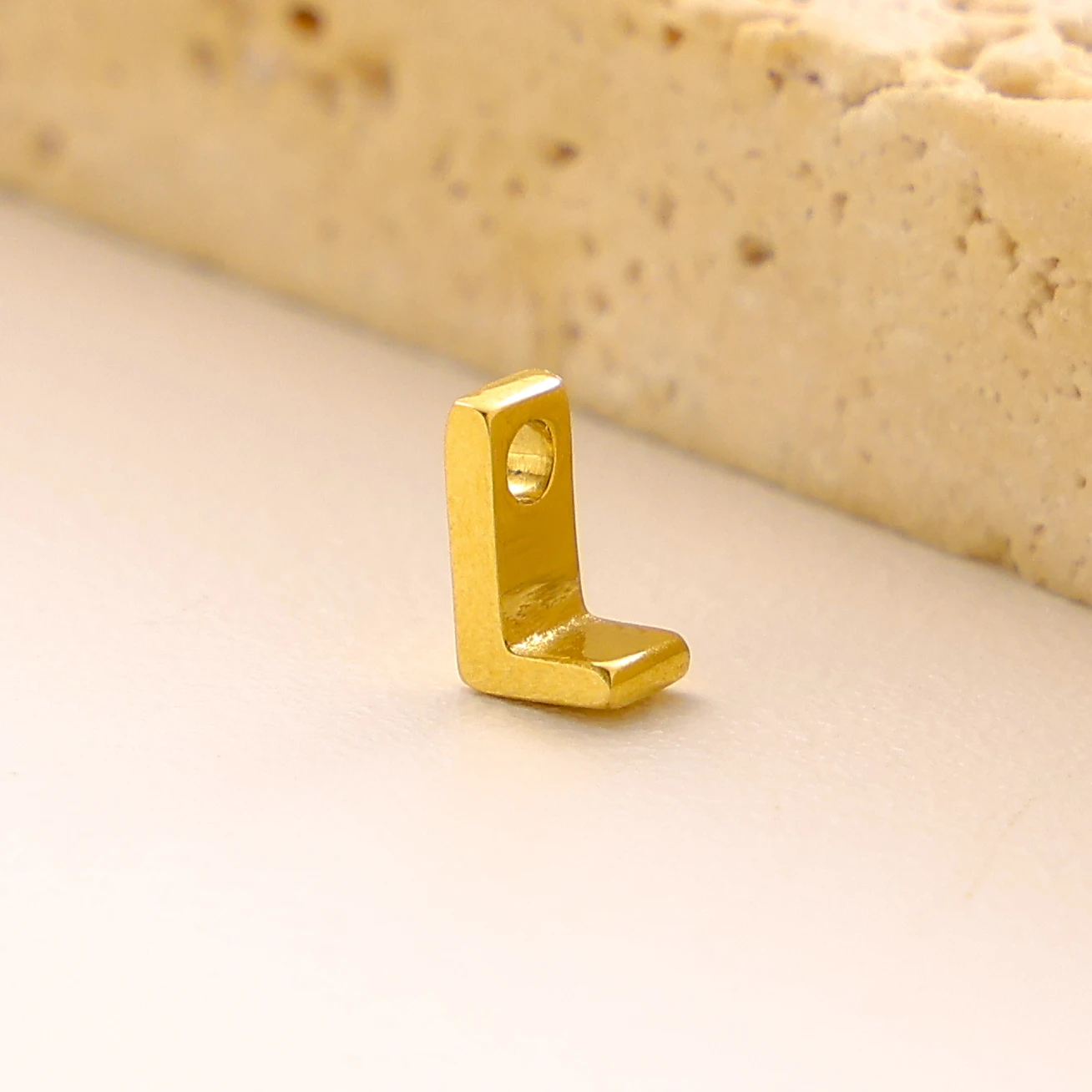 Initial Stainless Steel Gold Color 26 Alphabet Letters Hole Beads for DIY Jewelry Bracelet Making Necklace Findings Accessories