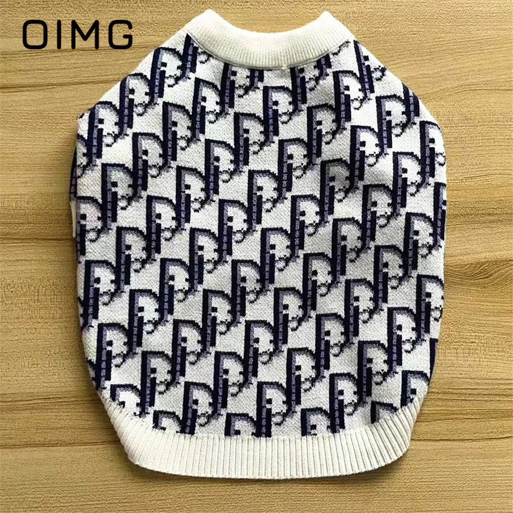 OIMG Autumn Winter Pet Clothes Teddy Pomeranian Knitted Sweater For Small Medium Dogs Fashion Temperament Puppy Round Neck Shirt