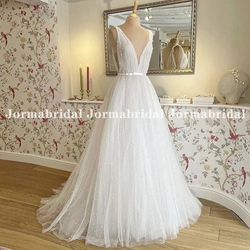 

Customized Ivory Pearls Wedding Dress with Straps Deep V-Neck Pleats A-line Tulle Boho Bridal Gowns Sweep Train vestido de noiva
