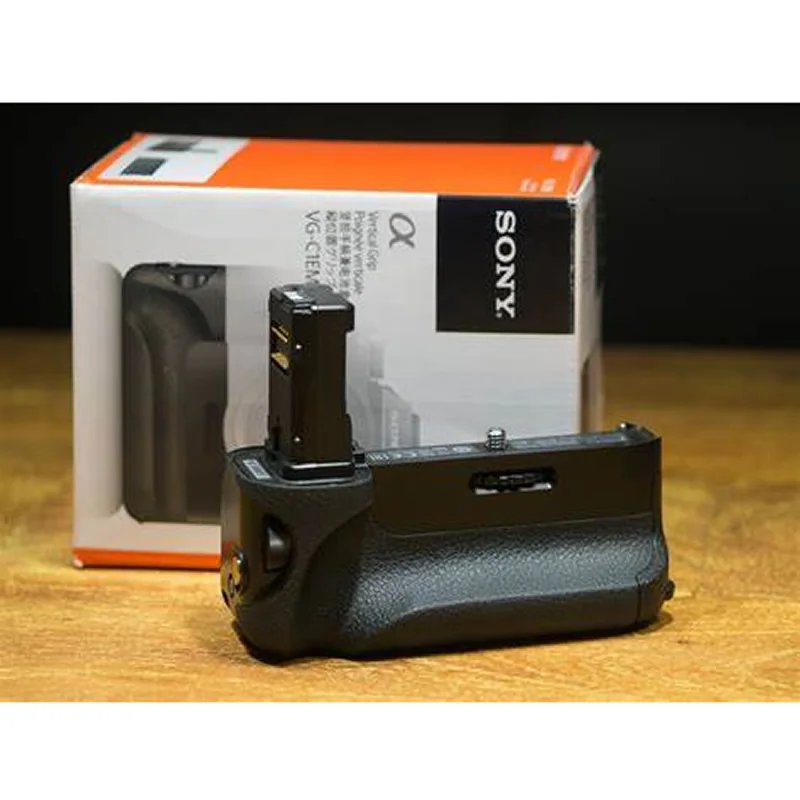 New Original VG-C1EM Vertical Grip for Sony a7 a7R a7S Battery Grip