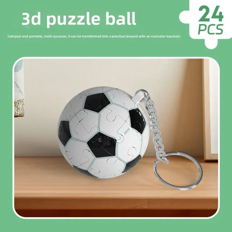 1Pcs Football Keychain Souvenir Keychain Backpack Pendant Mobile Phone Accessories 3D Puzzle Assembled Soccer Keychain Pendant
