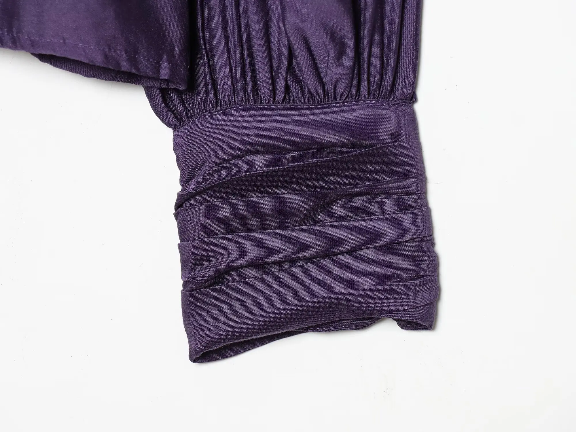 BSAY 2026 Französische Minimalistische Damen-Satinbluse mit Stehkragen, gerafftem Design, Laternenärmeln, lockerem Schnitt, glänzend, elegant, für Bürokleidung, Oberteil – Detail 19