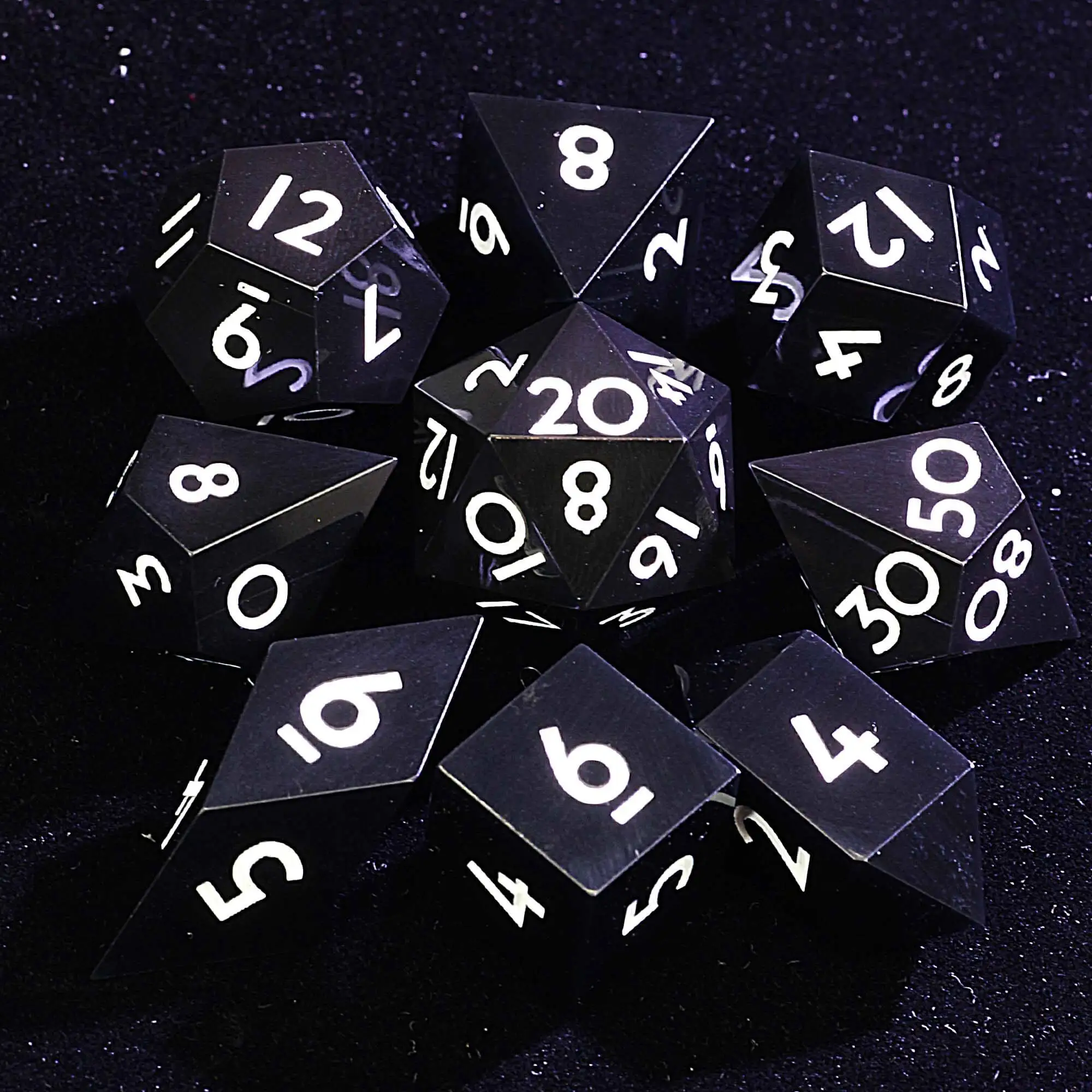 

Наборы из многогранной смолы Dice DnD Pure Black, непрозрачные