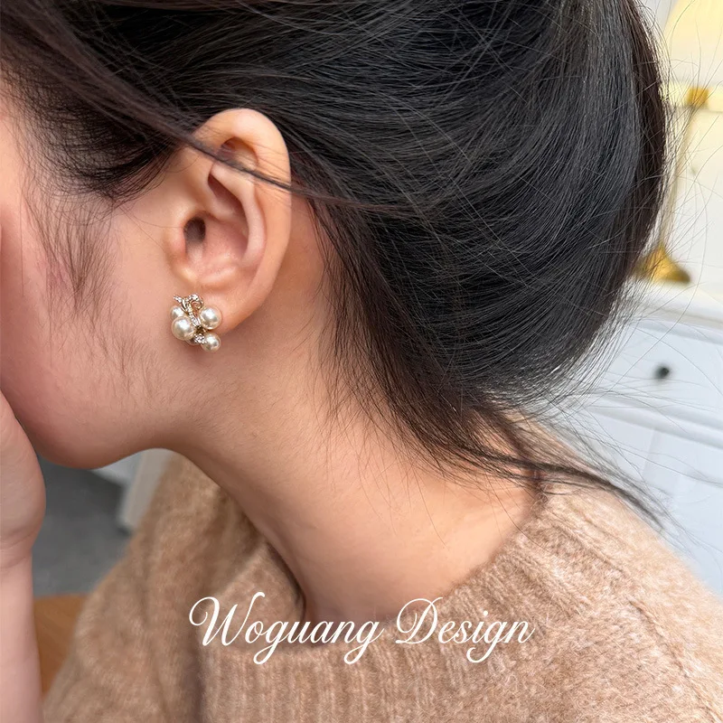 Pearl Grape Stud Earrings Mocha Mousse Brown Premium Lightweight Elegant Versatile for Women Daily Office Party