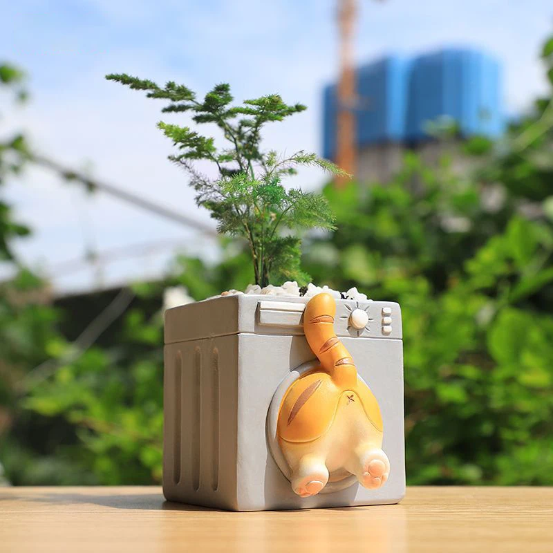 Mini Naughty Kitten Planter for Succulents Cactus Air Plants, Cartoon Cute Cat Flower Pot, Decorative Figurine Tabletop Decor