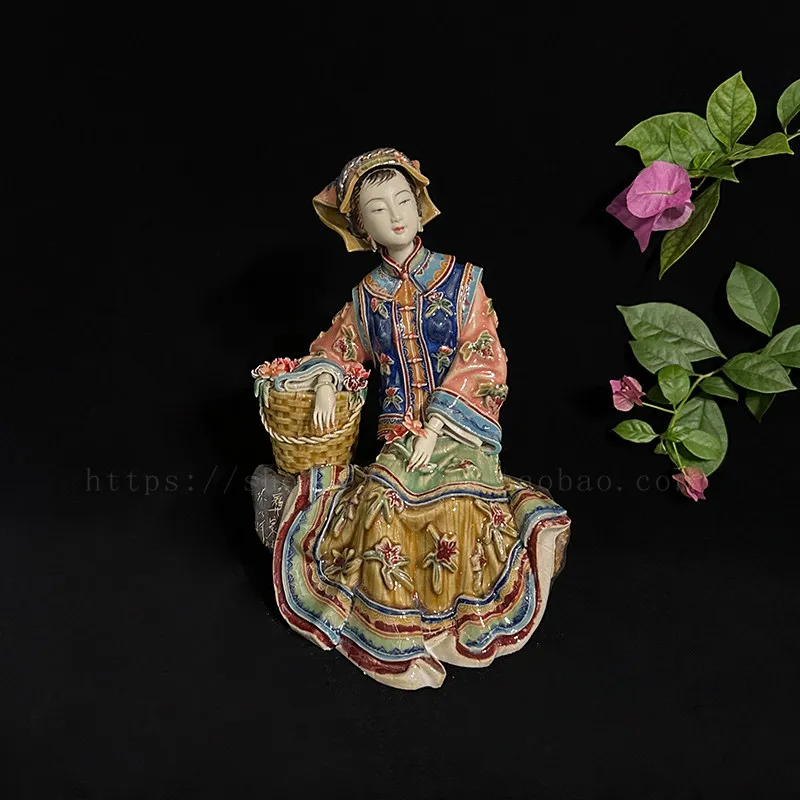 Ceramic handicrafts Interior furnishings Home living room Wine cabinet decorations Ladies ornaments