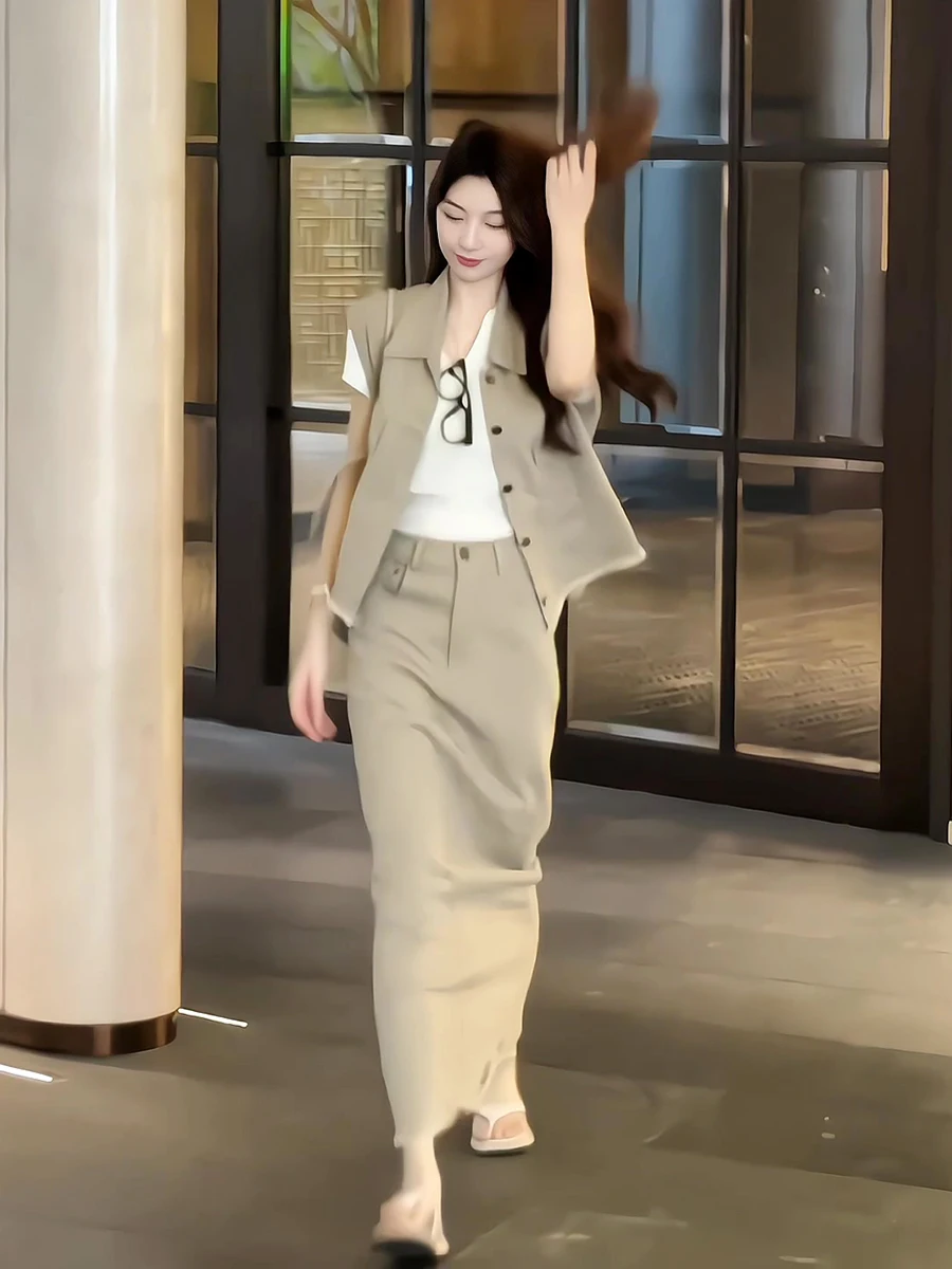 

Khaki Denim Women's Summer 2026 Fashionable Versatile Shoulder Pad Sleeveless Vest Skirt Two-Piece Set Buttoning Polyester