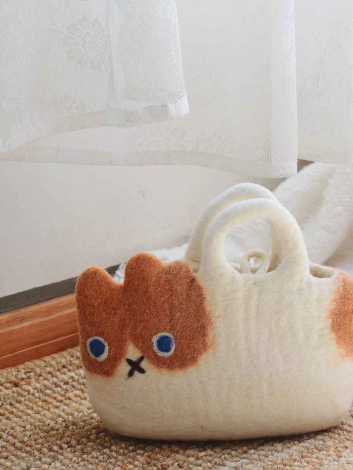 

Сумка из войлока ручной работы в японском стиле, милая портативная сумочка маленького размера для повседневного использования, без бренда, лето 2024