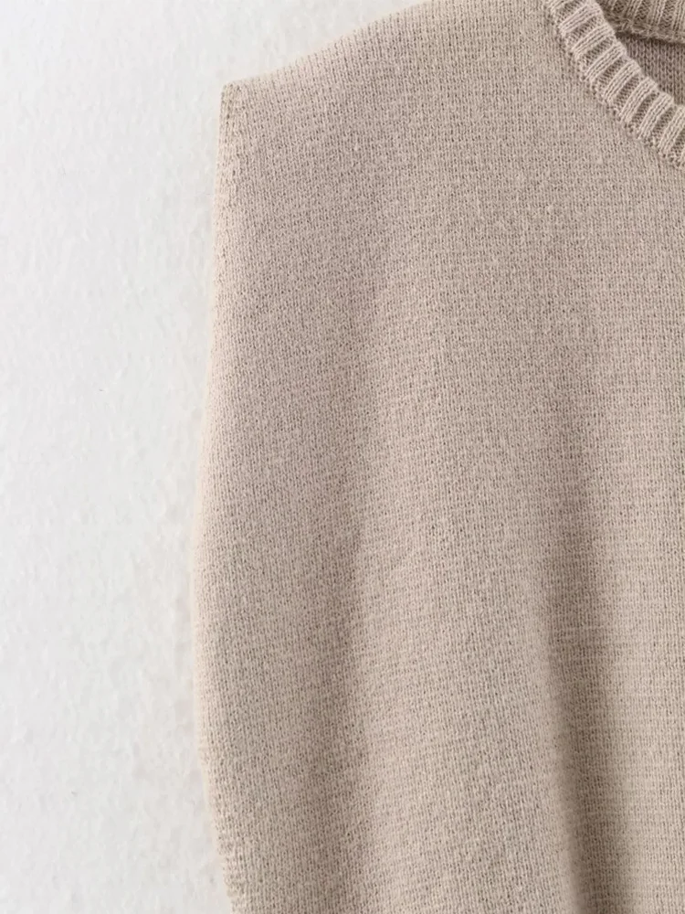 

HH Woman Early Spring Fashion Round Neck Loose Sleeveless Versatile Knitted Vest Female Commuting Casual Warm Comfortable Vest