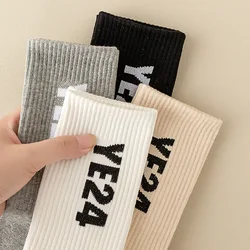 Cotton Socks YE24 Brand Sports Socks Ladies Unisex Casual Women Sock Letters Fashion Street Sox Harajuku Letter Fashion