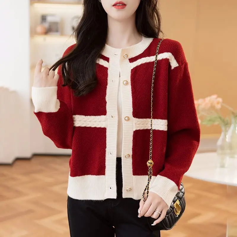 Women Korean Fashion Contrast Color Elegant Button Knitted Cardigans Sweet Chic Round Neck Long Sleeve Loose Outerwears Sweater