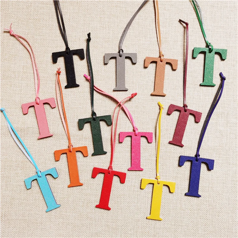 Cowhide Leather 26 Letters Keychain Simple Solid Color Key Ring Purse Schoolbag Ornaments Car Key Holder Alphabet Keychains
