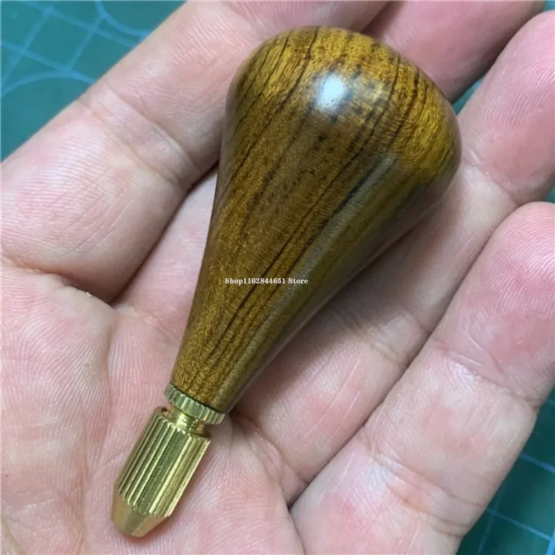 Variant: D02 awl handle