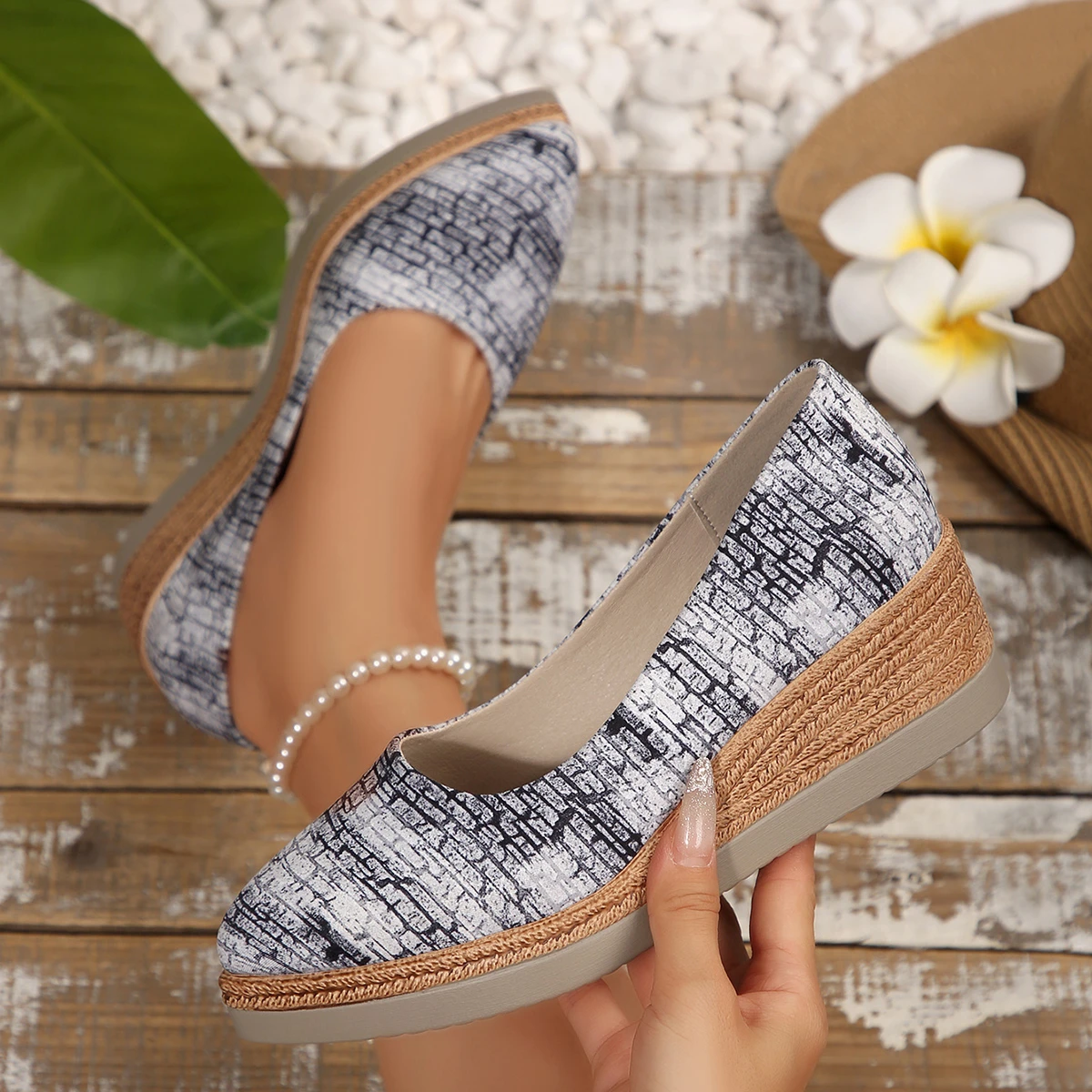 

Women Sneakers Pointed Toe Shallow Mouth Single Shoes Spring Autumn Hemp Woven Platform Sneakers Slip-on Wedge Shoes Women