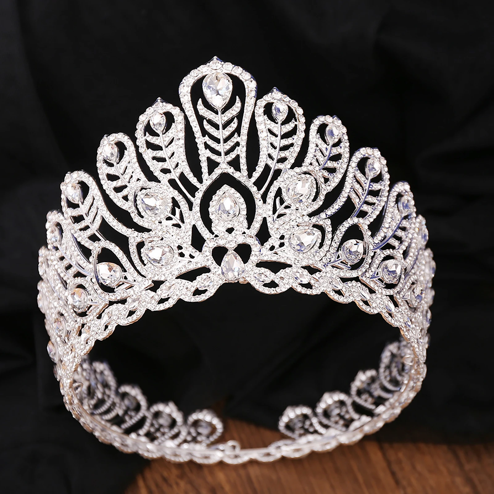 Baroque Bridal Crown Queen Headband Show Headwear with Sparkly Rhinestones for Masquerade Ball Banquet Cosplay