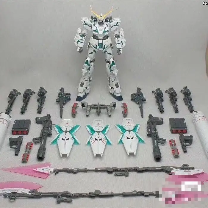 

In Stock DABAN 6638 MG 1/100 RX-0 Full Armor Unicorn Assembly Model Kit Action Figures Robot Figurine Plastic Model Kits gift
