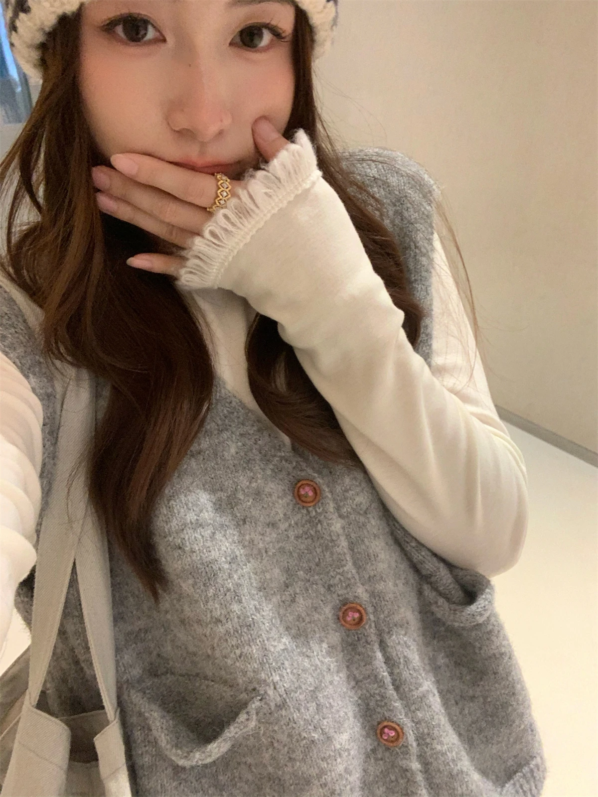 

Вязаный жилет TheDouerr, два цвета, фланец, топ Sweet Pea, женский модный топ с v-образным вырезом, обычная длина, одна пуговица