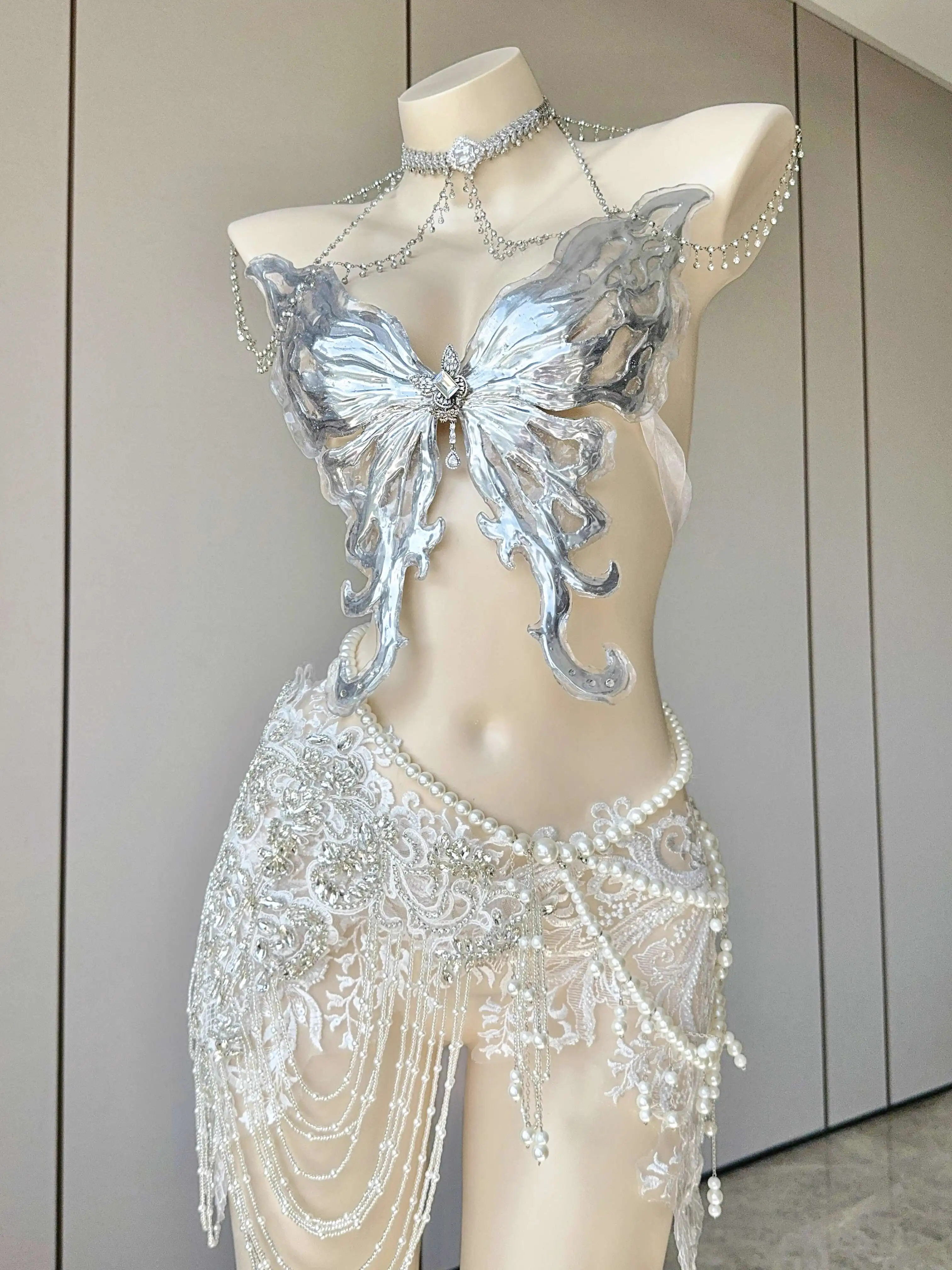 

Design Silver Butterfly Bra Mermaid Cosplay(Excluding Lower Body)