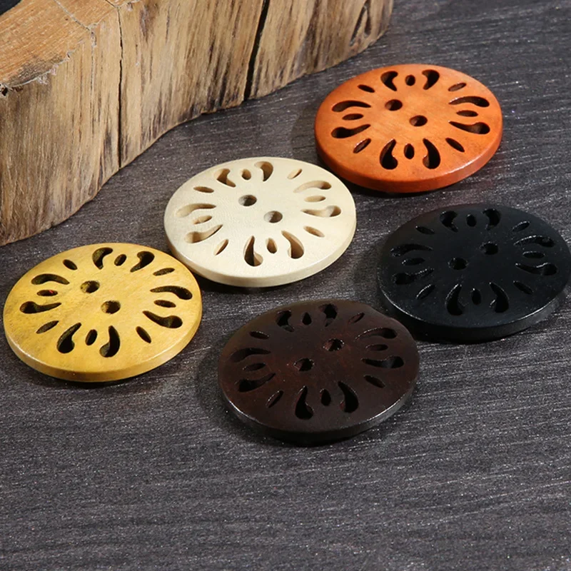 20pcs Carved Wooden Buttons Hollow Flower Round Wood Buttons for DIY Sewing, Clothing Decoration, Sweaters, Craft Accessories