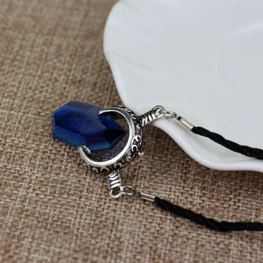 Popular Game Surrounding Soul Stone Necklace Red and Blue Crystal Dante Pendant Men and Women Role-playing Gift Accessories