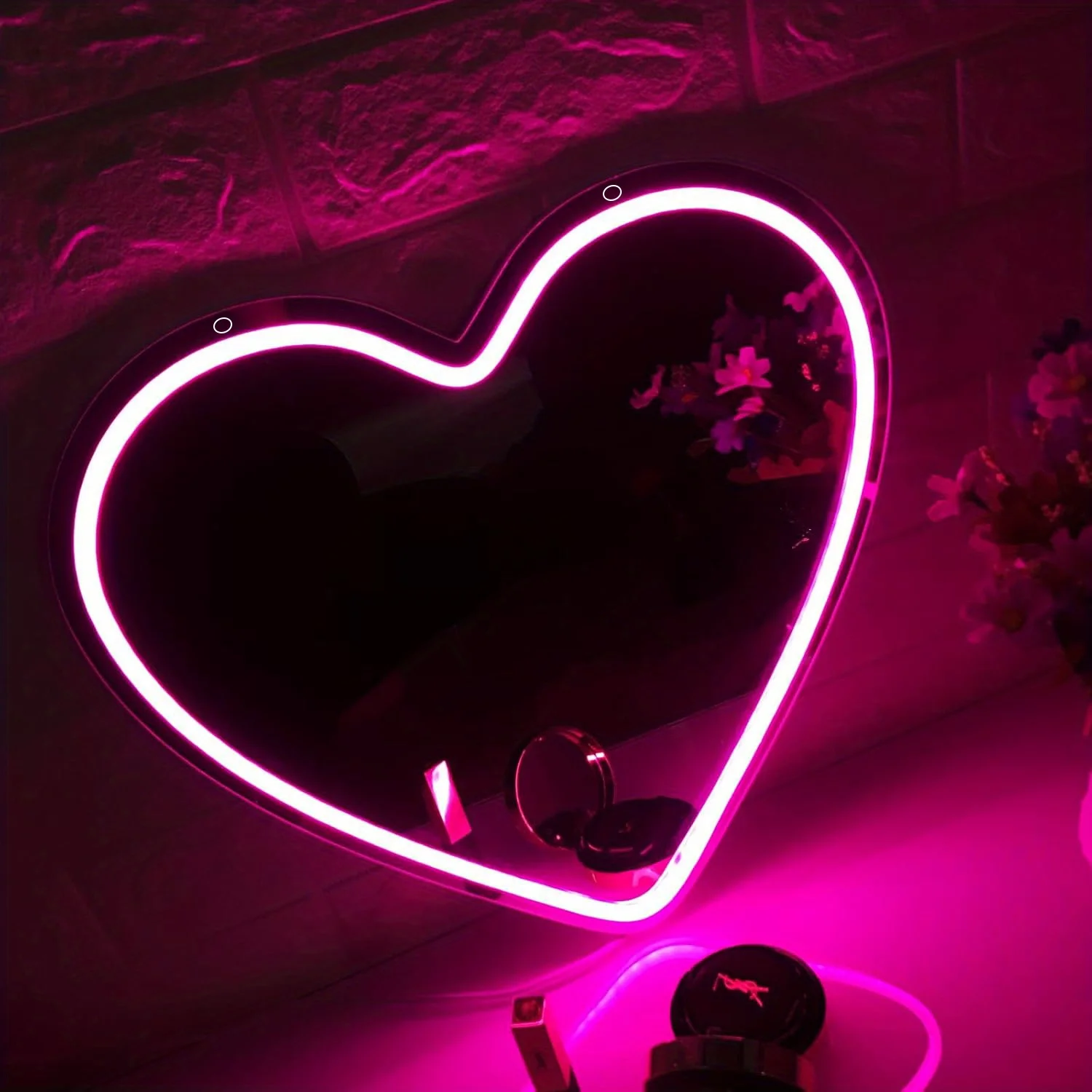 

Неоновый свет с зеркалом Love, подходящий для спален, гардеробных, подарков и других сцен, источник питания USB, с регулируемой яркостью.