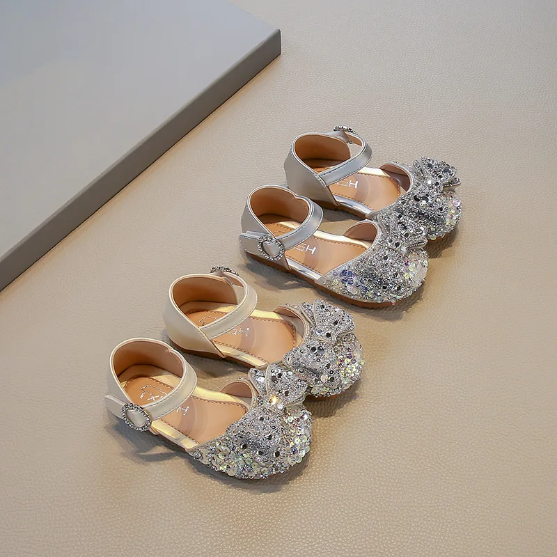 

Летние детские сандалии 2026 года с пайетками и бантом, блестящие сандалии для девочек, детские танцевальные кожаные туфли, балетки для малышей 23-33 размера