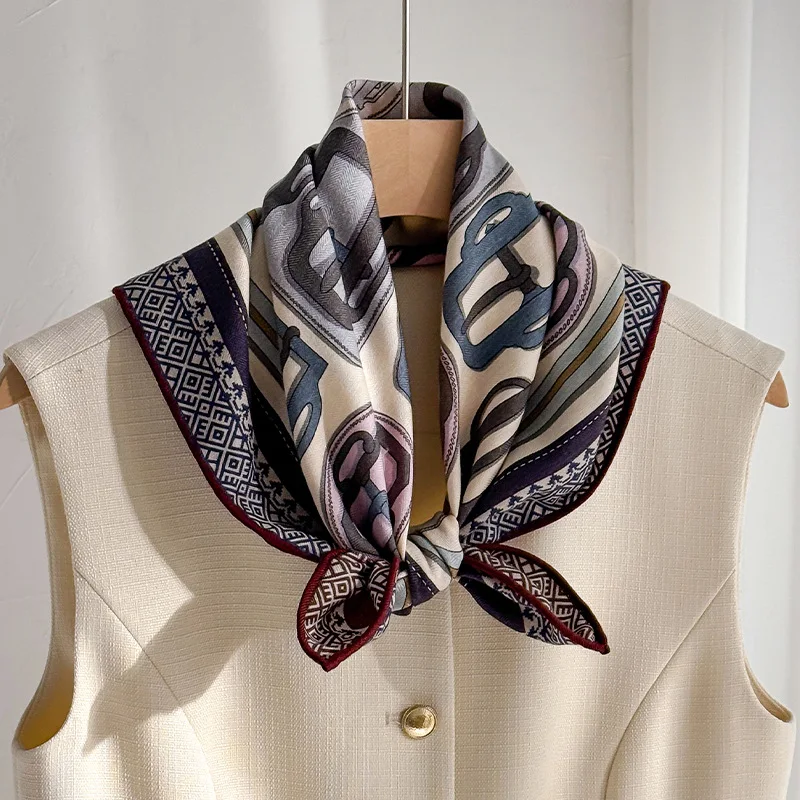 

Luxury Italian Style 70% Wool 30% Silk Scarf Women Small Square Shawl High-End Jacquard Neck Wrap Fall Winter Bandana Stole