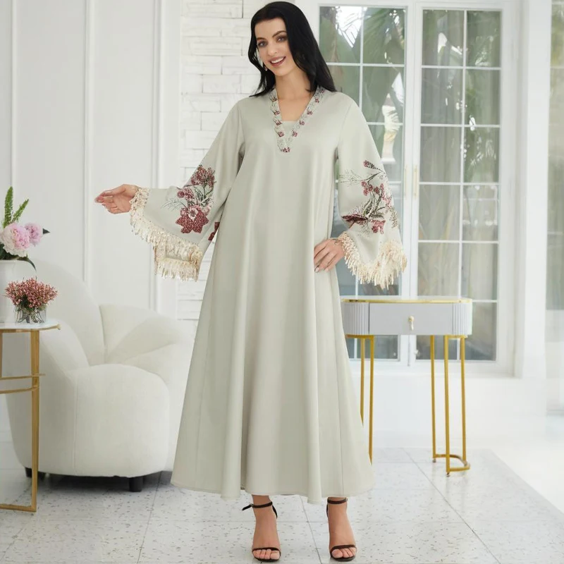 

Elegant Abaya Muslim Women's Robe V-neck Printed Tassel Middle Eastern Arabic Style Casual Dress