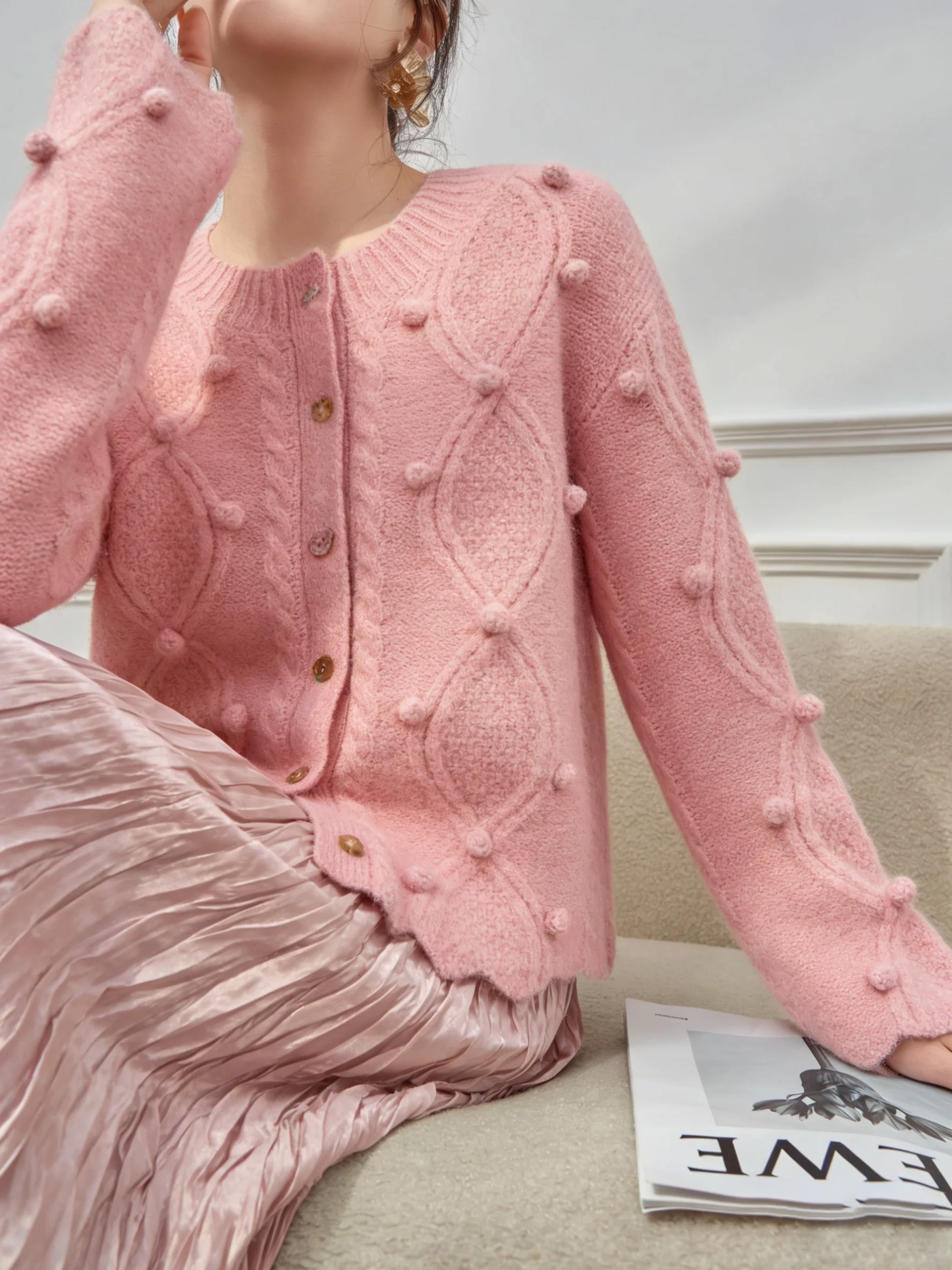 

Sweet 3D Knitted Pink Ball Cardigan Women's Spring Unique Beautiful Miu Sle Sweater New Top Commute Sle Casual Simple Pol...